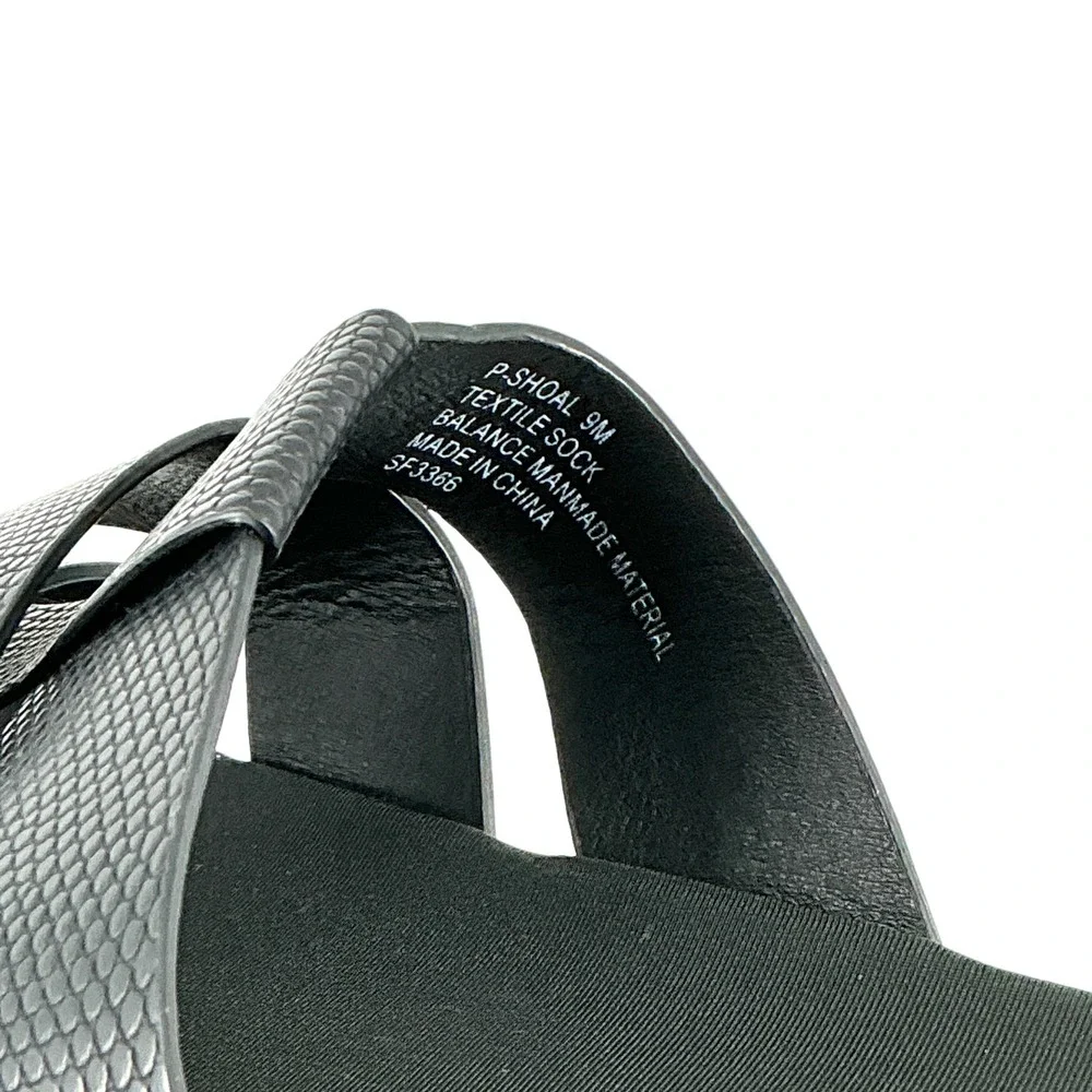 Steve‎ Madden Mens Size 9 Shoal Black Textured Triple Strap Slides Sandals